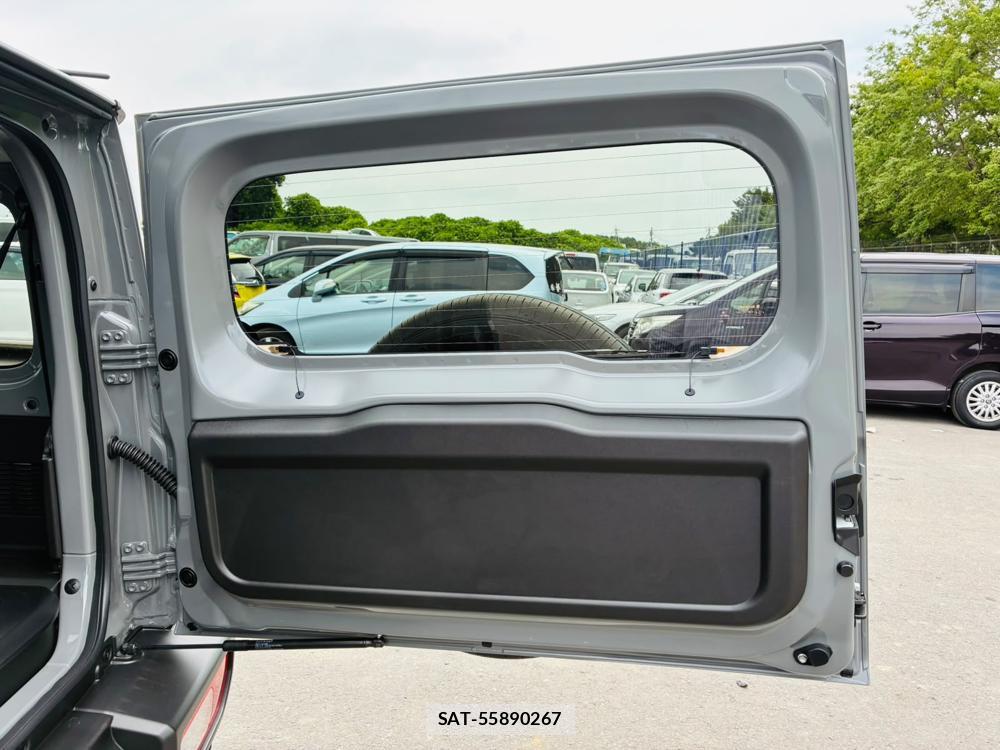 Suzuki JIMNY SIERRA 2026-04 7918225-22