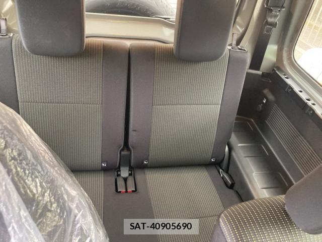 Suzuki JIMNY SIERRA 2023-11 7979623-17