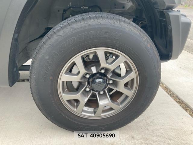 Suzuki JIMNY SIERRA 2023-11 7979623-6