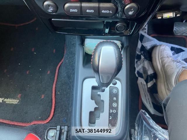 Suzuki JIMNY SIERRA 2014-03 7979628-17