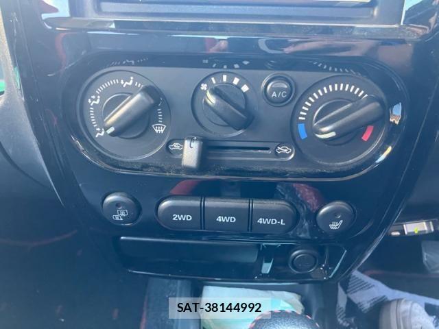Suzuki JIMNY SIERRA 2014-03 7979628-18