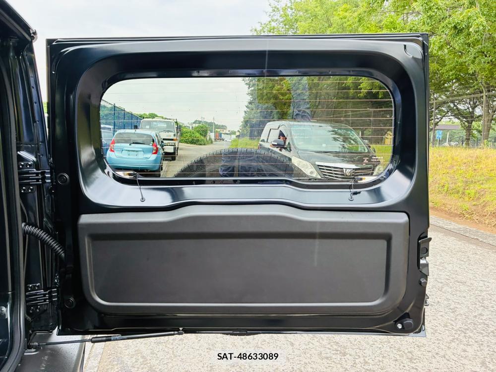 Suzuki JIMNY SIERRA 2026-06 7894615-21