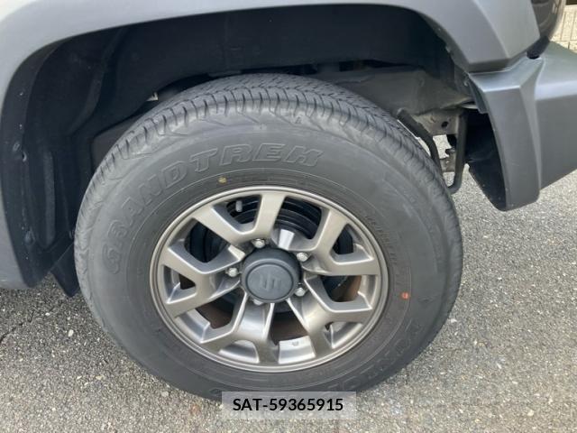 Suzuki JIMNY SIERRA 2023-12 8036203-20