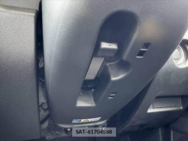 Suzuki JIMNY SIERRA 2026-06 8036199-26