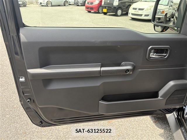 Suzuki JIMNY SIERRA 2024-08 8036213-16