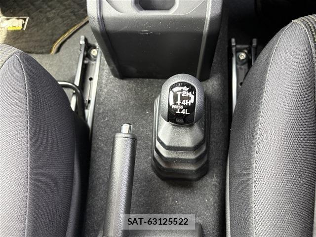 Suzuki JIMNY SIERRA 2024-08 8036213-28