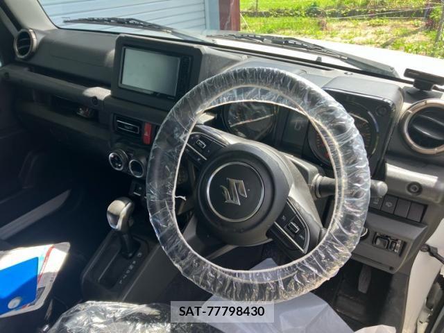 Suzuki JIMNY SIERRA 2020-01 8036223-14