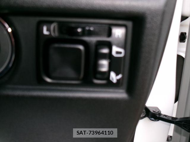 Suzuki JIMNY SIERRA 2025-02 8074187-13