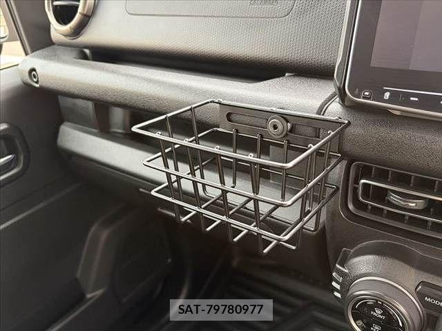 Suzuki JIMNY SIERRA 2025-12 8074188-22
