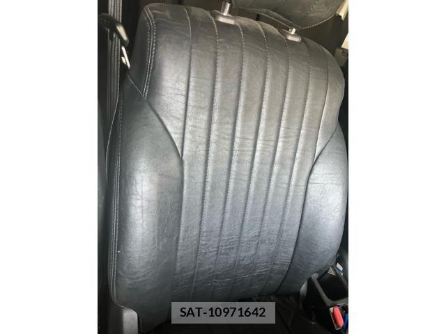 Suzuki JIMNY SIERRA 2021-02 8074190-12