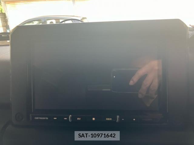 Suzuki JIMNY SIERRA 2021-02 8074190-15