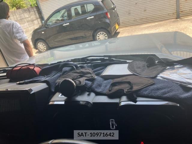 Suzuki JIMNY SIERRA 2021-02 8074190-23