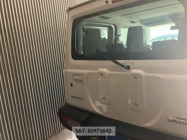 Suzuki JIMNY SIERRA 2021-02 8074190-4