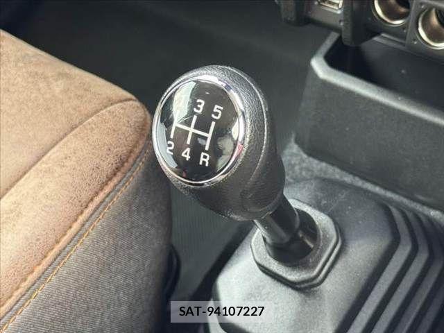 Suzuki JIMNY SIERRA 2023-07 8099876-4