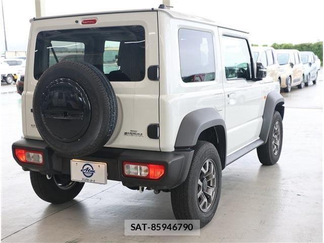 Suzuki JIMNY SIERRA 2025-04 8099883-4