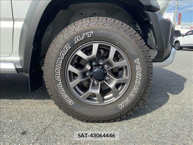 Suzuki JIMNY SIERRA 2024-03 8099885-19