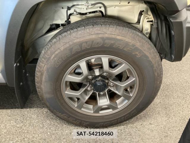 Suzuki JIMNY SIERRA 2023-12 8130834-4