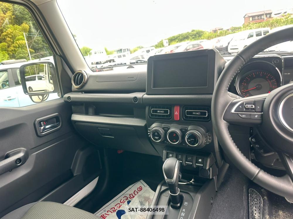 Suzuki JIMNY SIERRA 2026-05 7455147-17