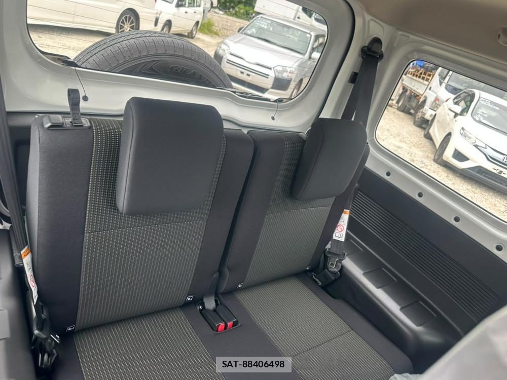 Suzuki JIMNY SIERRA 2026-05 7455147-20