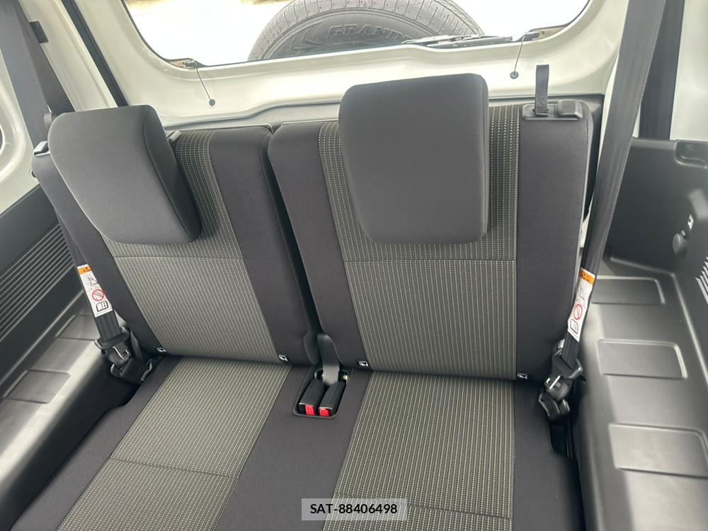 Suzuki JIMNY SIERRA 2026-05 7455147-21