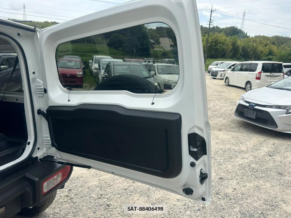 Suzuki JIMNY SIERRA 2026-05 7455147-23