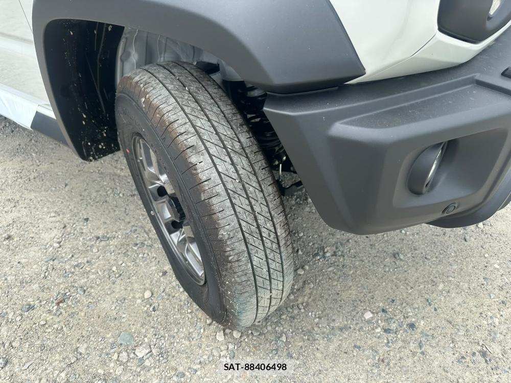 Suzuki JIMNY SIERRA 2026-05 7455147-29
