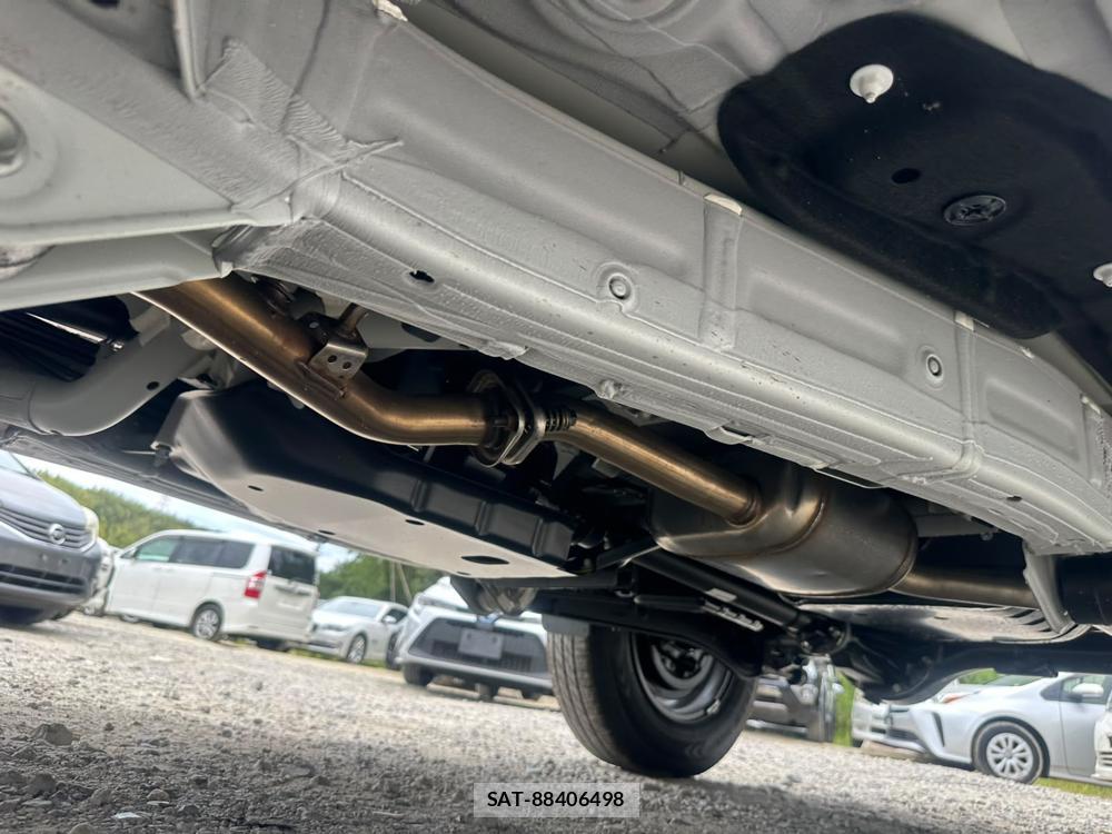 Suzuki JIMNY SIERRA 2026-05 7455147-31
