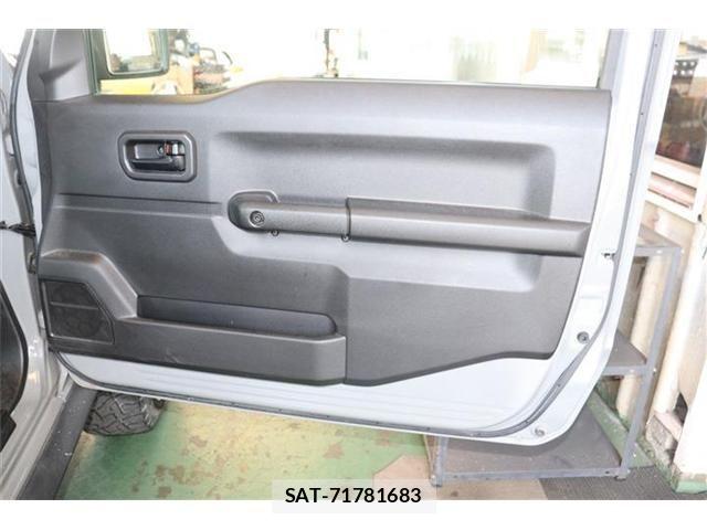 Suzuki JIMNY SIERRA 2021-09 8208105-14