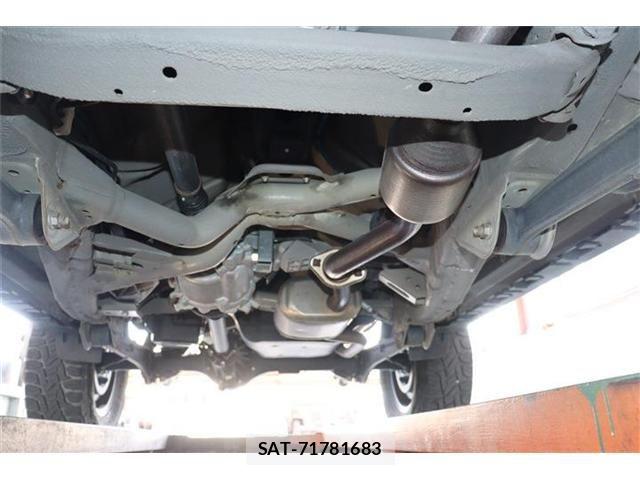 Suzuki JIMNY SIERRA 2021-09 8208105-28