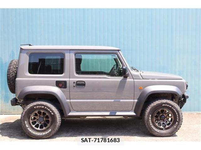 Suzuki JIMNY SIERRA 2021-09 8208105-3