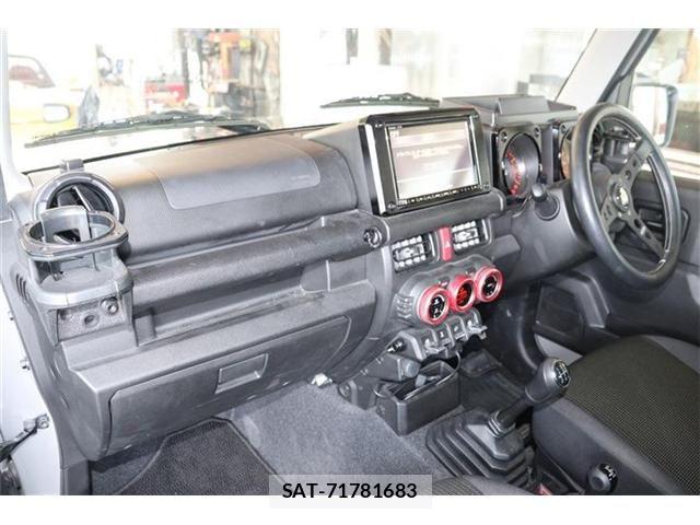 Suzuki JIMNY SIERRA 2021-09 8208105-8