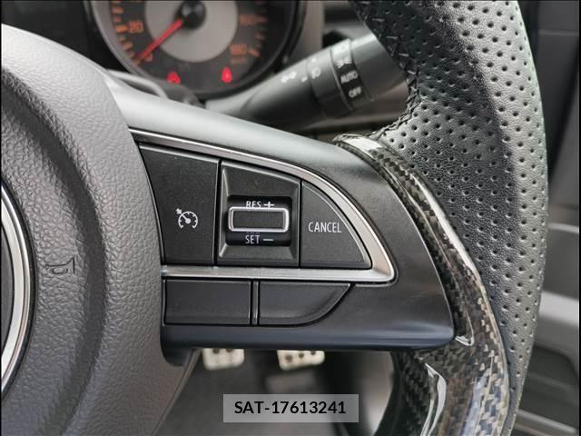 Suzuki JIMNY SIERRA 2021-03 8230485-11