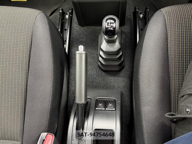 Suzuki JIMNY SIERRA 2023-12 8245554-9