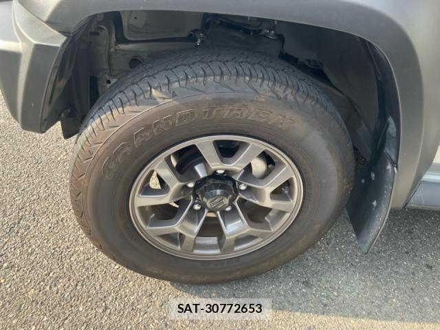 Suzuki JIMNY SIERRA 2023-09 8314979-16