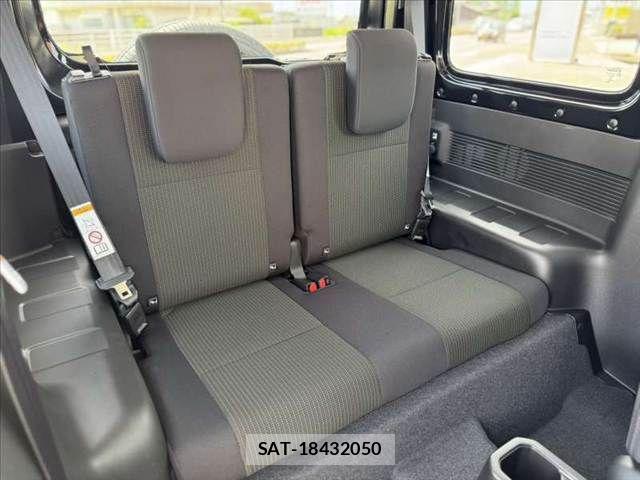 Suzuki JIMNY SIERRA 2026-07 8314980-18