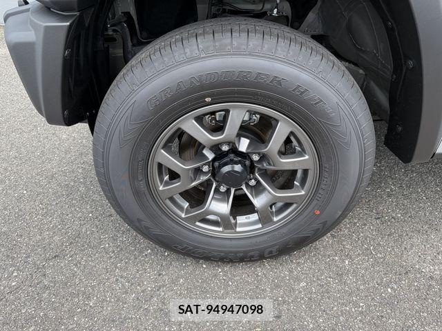 Suzuki JIMNY SIERRA 2026-07 8314978-25
