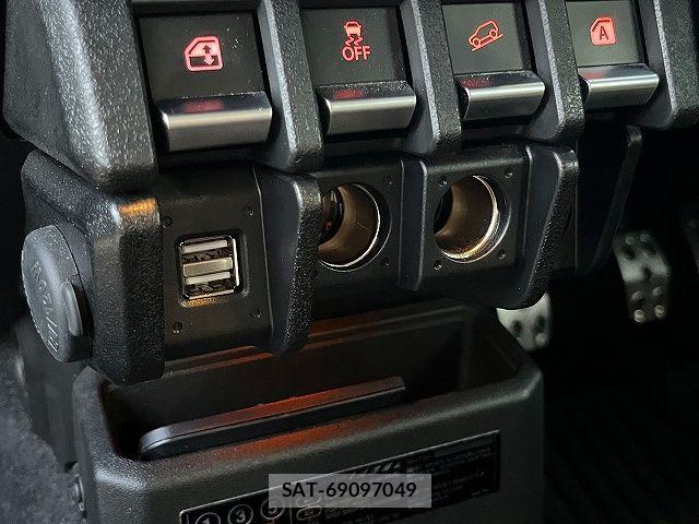 Suzuki JIMNY SIERRA 2023-01 8314988-17