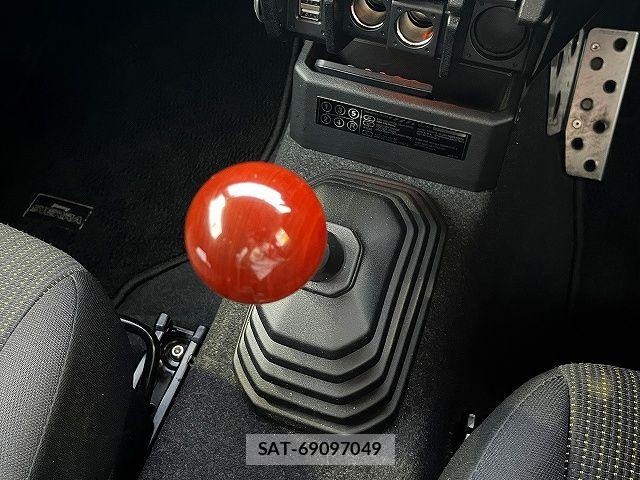 Suzuki JIMNY SIERRA 2023-01 8314988-19