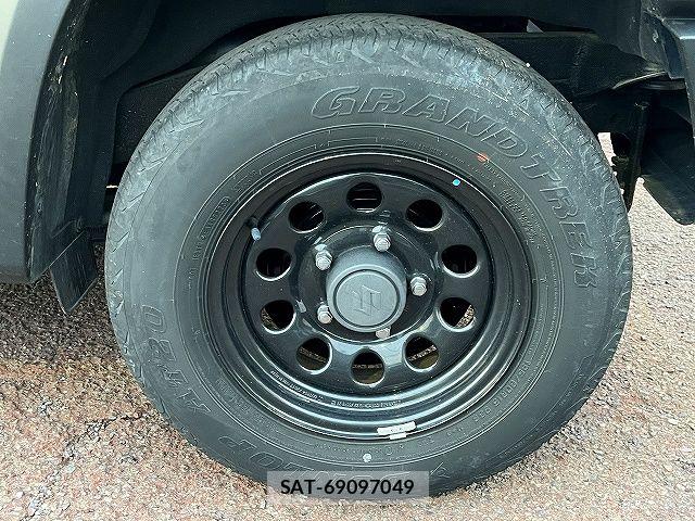 Suzuki JIMNY SIERRA 2023-01 8314988-26