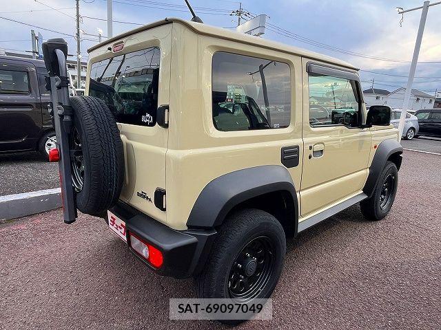 Suzuki JIMNY SIERRA 2023-01 8314988-3