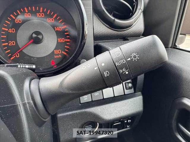 Suzuki JIMNY SIERRA 2022-12 8336375-27