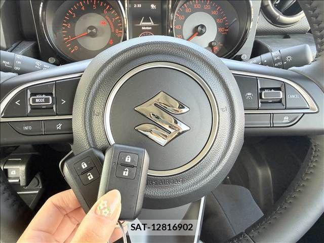 Suzuki JIMNY SIERRA 2026-07 8336372-17