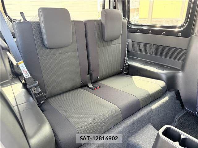 Suzuki JIMNY SIERRA 2026-07 8336372-25