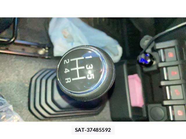 Suzuki JIMNY SIERRA 2021-11 8366515-13