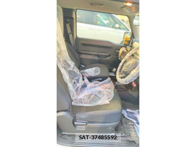 Suzuki JIMNY SIERRA 2021-11 8366515-6