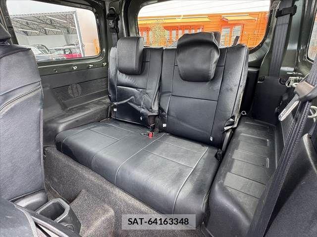 Suzuki JIMNY SIERRA 2018-09 8366513-17