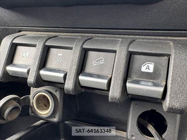 Suzuki JIMNY SIERRA 2018-09 8366513-4