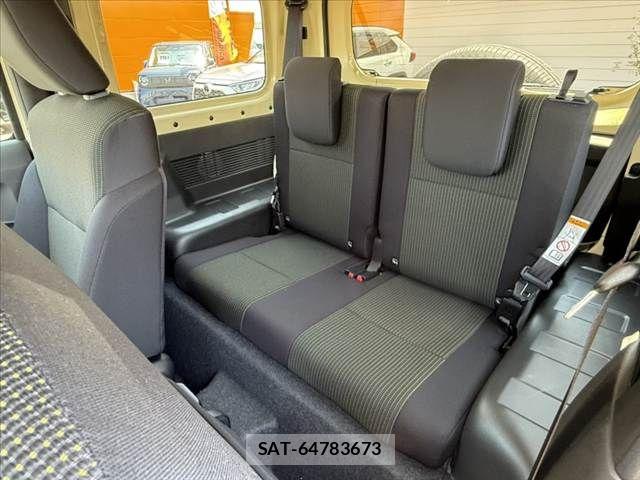 Suzuki JIMNY SIERRA 2026-08 8413047-16
