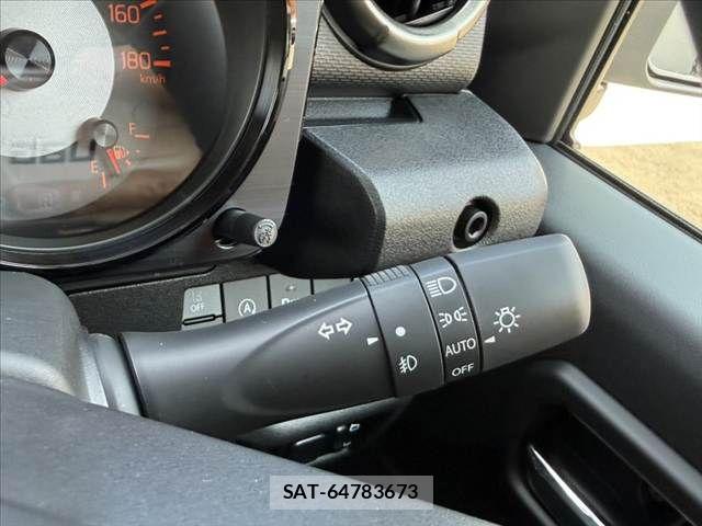 Suzuki JIMNY SIERRA 2026-08 8413047-22