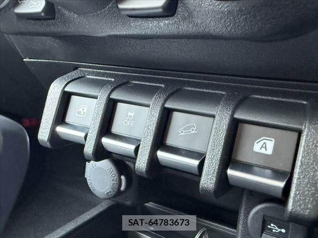 Suzuki JIMNY SIERRA 2026-08 8413047-29